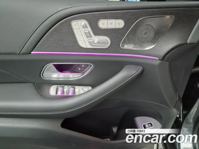 Mercedes-Benz GLE-Class — Фото автомобиля 15