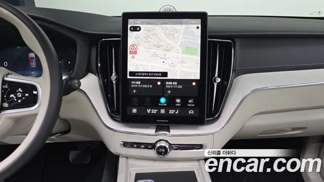 Volvo XC60 Generation 2 — Фото автомобиля 12