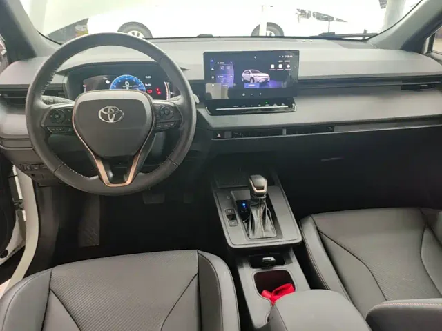 Toyota Frontlander — Фото автомобиля 9