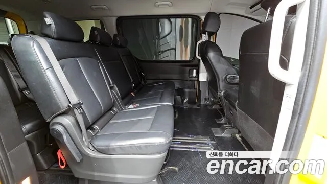 Hyundai Staria Staria — Фото автомобиля 12