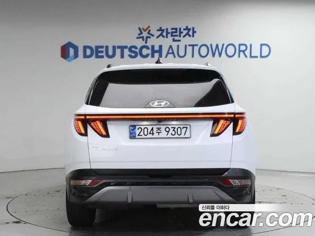 Hyundai Tucson Tucson (NX4) Дизель 2.0 2WD — Фото автомобиля 4