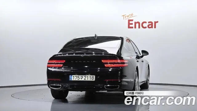 Genesis G80 RG3 — Фото автомобиля 4