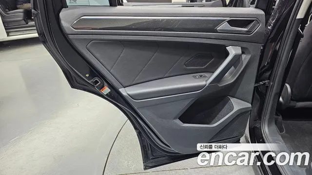 Volkswagen Tiguan Tiguan 2 поколение 2.0 TDI Prestige — Фото автомобиля 7