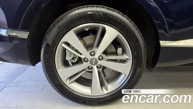Genesis GV80 2.5T Бензин 2WD — Фото автомобиля 5