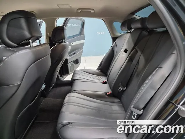 Genesis G80 Electrified G80 (RG3) — Фото автомобиля 12