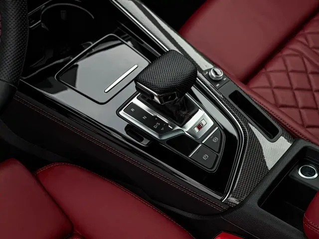 Audi S4 — Фото автомобиля 12