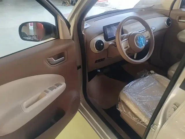 Wuling Hongguang Mini EV — Фото автомобиля 15