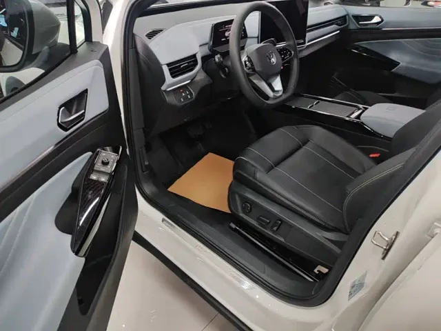 Volkswagen ID.4 X — Фото автомобиля 15