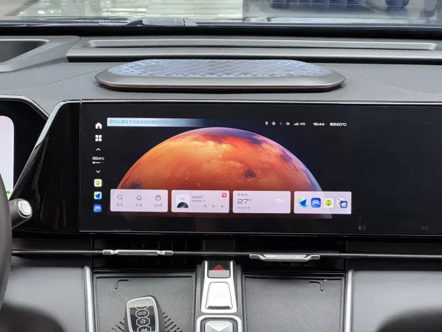 Haval Xiaolong MAX — Фото автомобиля 11
