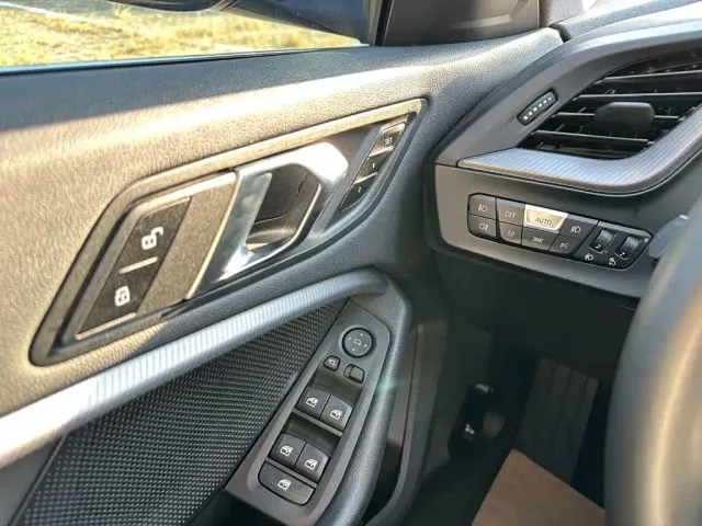 BMW 2 Series — Фото автомобиля 23