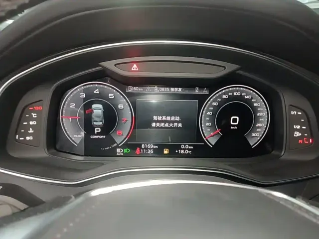 Audi A6L — Фото автомобиля 11