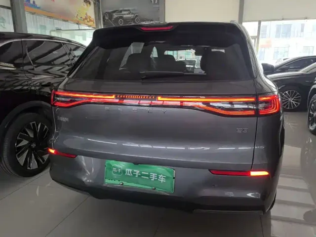 Geely Galaxy Galaxy E5 2026 610km Explorer+ Edition — Фото автомобиля 5