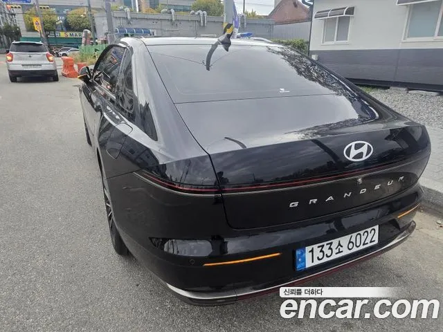Hyundai Grandeur GN7 — Фото автомобиля 3