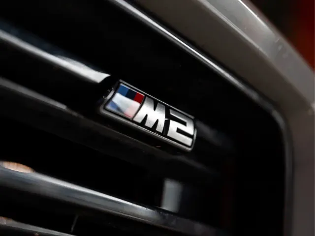 BMW M2 — Фото автомобиля 10