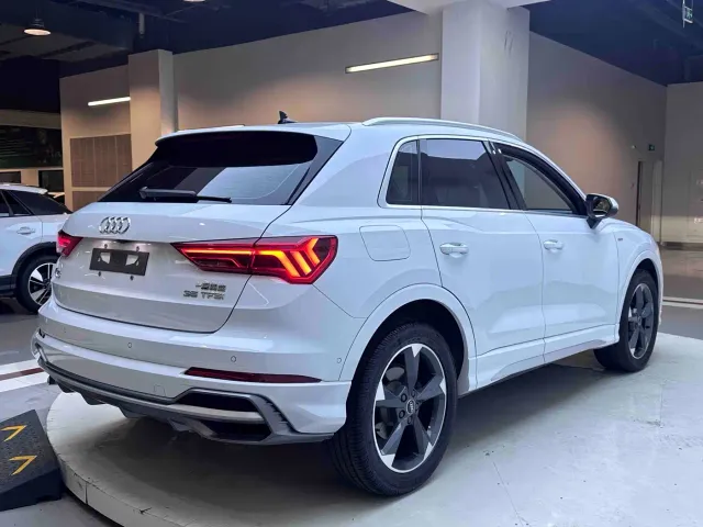 Audi Q3 — Фото автомобиля 6