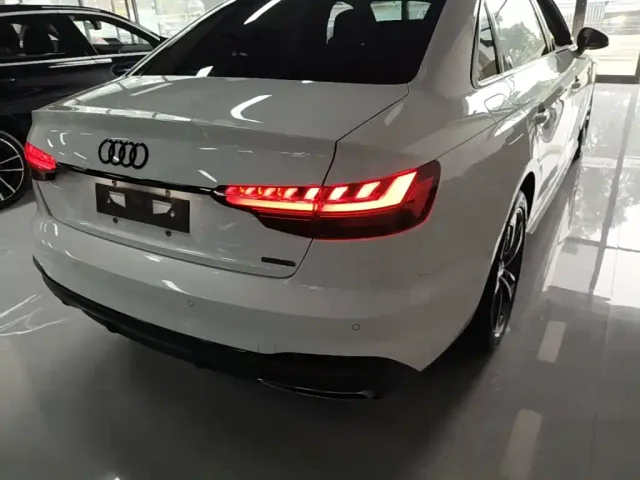 Audi A4L — Фото автомобиля 7