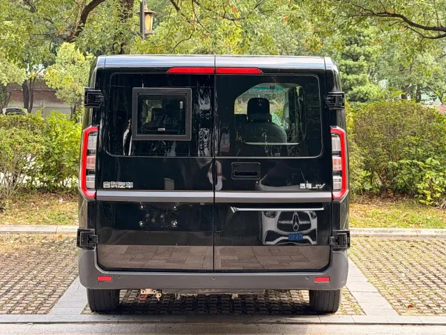 Farizon Super VAN — Фото автомобиля 16