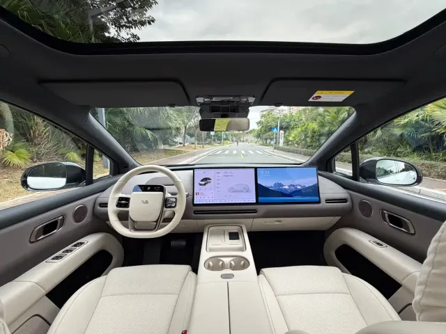 Li Auto i6 — Фото автомобиля 5