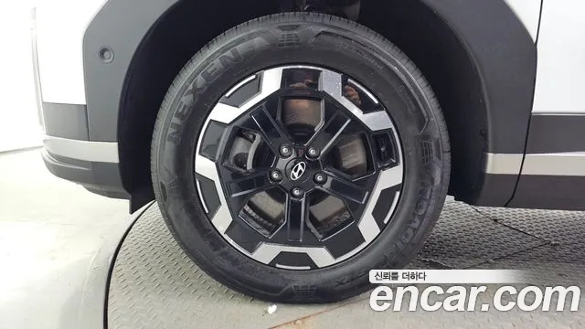 Hyundai Santa Fe MX5 — Фото автомобиля 5