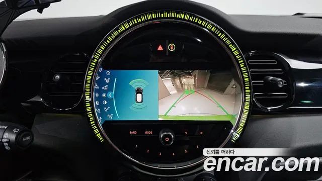 Mini Cooper Cooper Classic Plus — Фото автомобиля 15