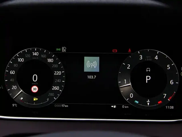Land Rover Range Rover Evoque — Фото автомобиля 16