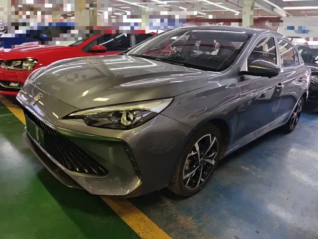 Фотография автомобиля — Roewe i5