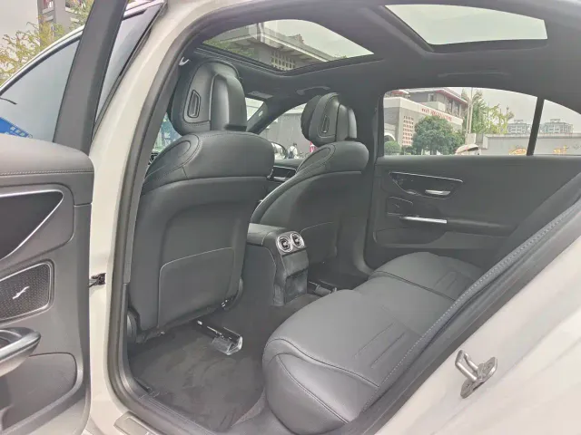 Mercedes-Benz C-Class — Фото автомобиля 7
