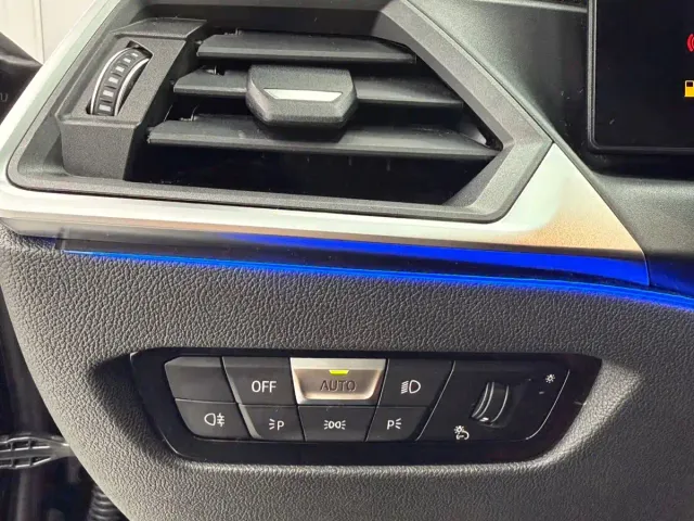 BMW 3 Series — Фото автомобиля 16