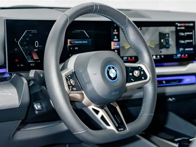 BMW i5 — Фото автомобиля 9