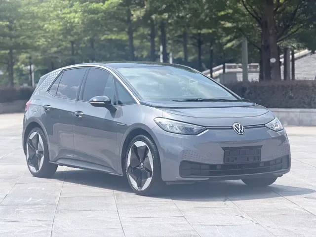 Volkswagen ID.3 — Фото автомобиля 3
