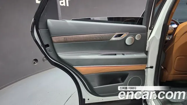 Genesis GV80 — Фото автомобиля 14