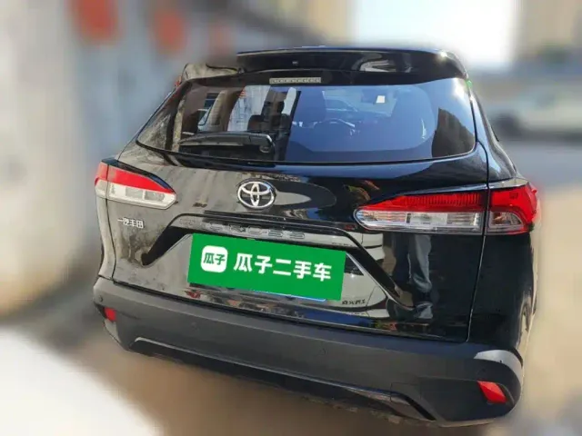 Toyota Corolla Cross — Фото автомобиля 3