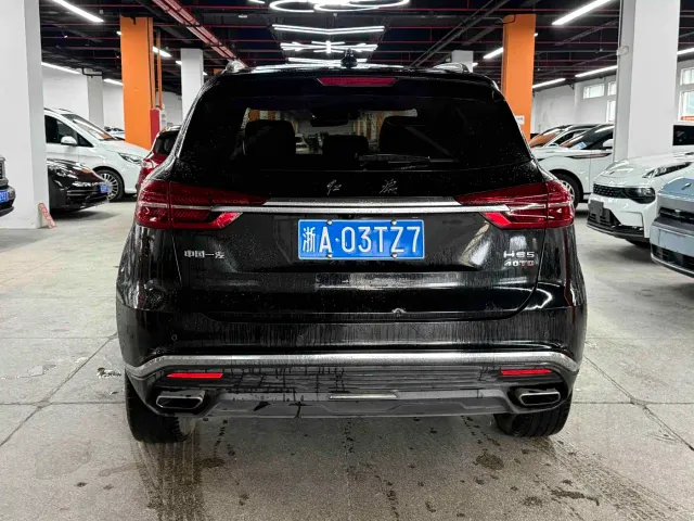 Hongqi HS5 — Фото автомобиля 5