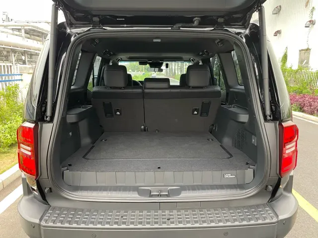 Toyota Prado — Фото автомобиля 15