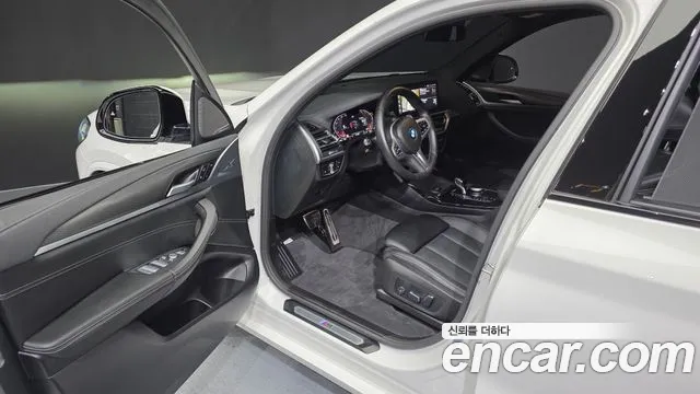 BMW X3 xDrive 20i M Sport Pro — Фото автомобиля 10