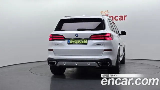 BMW X5 xDrive 40i M Sport — Фото автомобиля 3