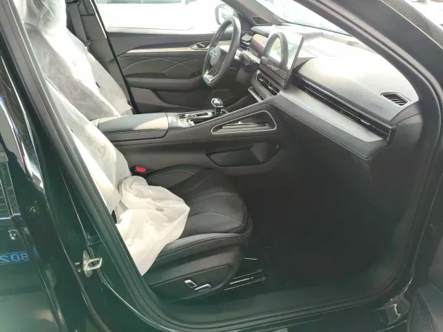 Geely Xingrui — Фото автомобиля 11