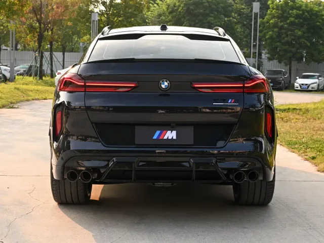 BMW X6 M — Фото автомобиля 4