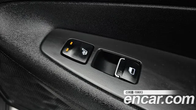 Hyundai Santa Fe — Фото автомобиля 25