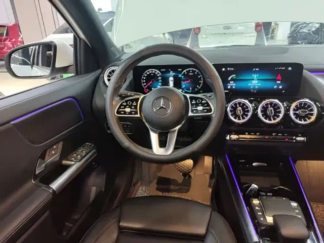 Mercedes-Benz GLA-Class — Фото автомобиля 10