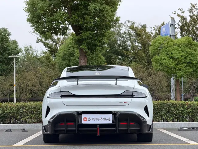 Xiaomi SU7 — Фото автомобиля 11