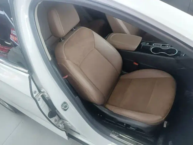 Buick Regal — Фото автомобиля 24