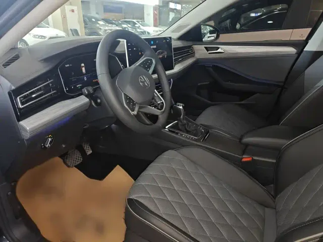 Volkswagen Sagitar — Фото автомобиля 7