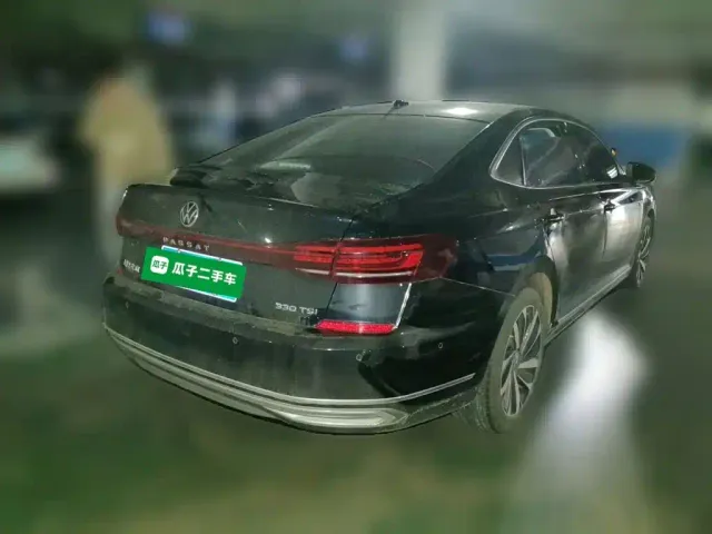 Volkswagen Passat — Фото автомобиля 4