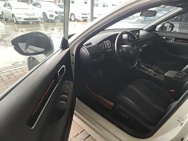 Honda Civic — Фото автомобиля 15