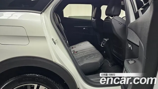Peugeot 3008 — Фото автомобиля 12