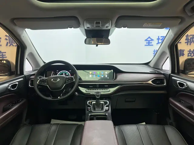 GAC Trumpchi M6 — Фото автомобиля 17