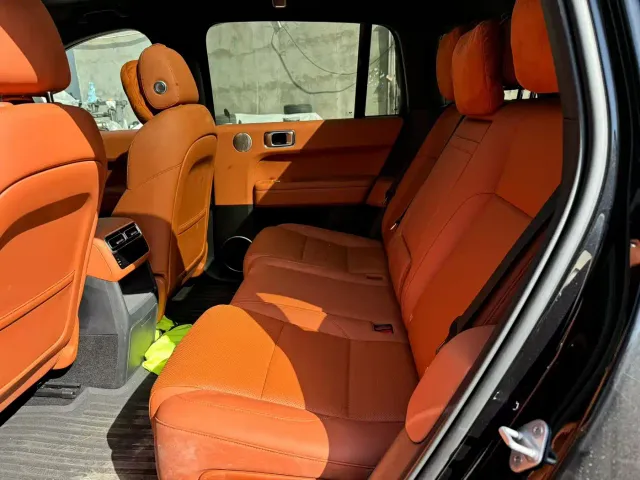 Li Auto L6 — Фото автомобиля 5