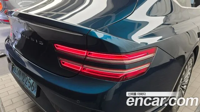 Genesis G80 RG3 — Фото автомобиля 8