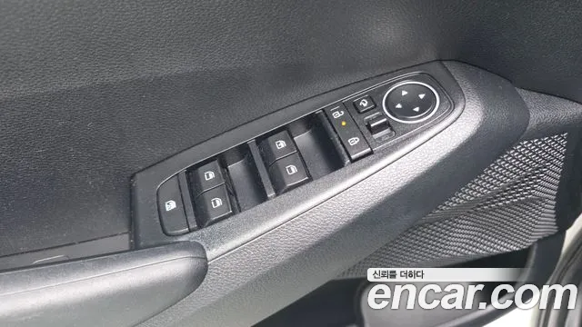 Kia Seltos — Фото автомобиля 27